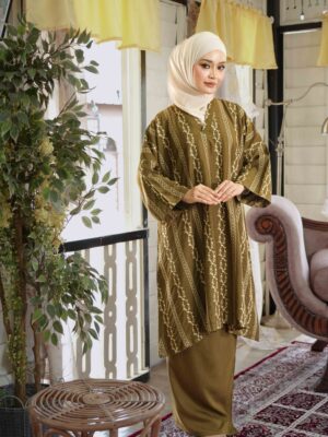 RANIA GREEN